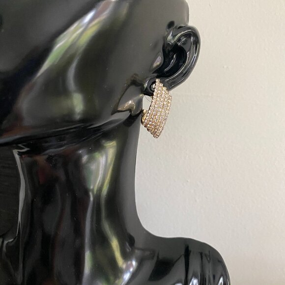 FAC Crystal Curve Shape Hoop Gold Tone Earrings NWT - Picture 6 of 9